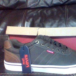 Levi's van like shoes